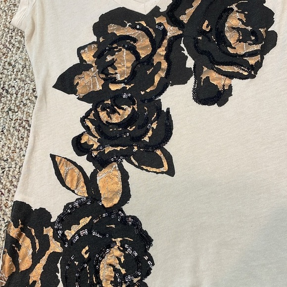 Express Elegant Black and Gold Floral Women's Top with Sequins - Picture 5 of 8